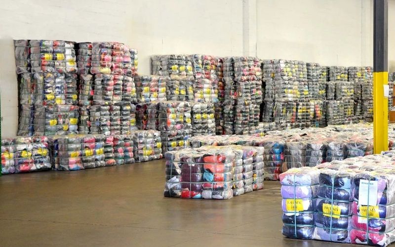 Các loại hàng thùng phổ biến hiện nay