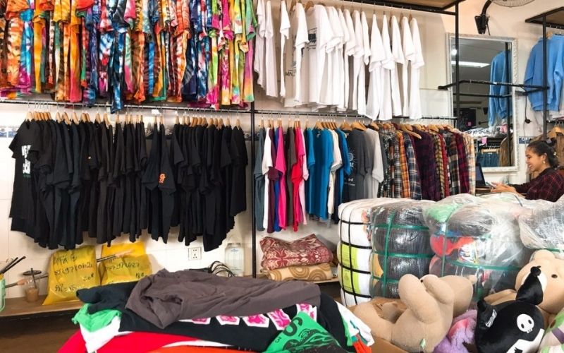 Có nên kinh doanh hàng thùng không?